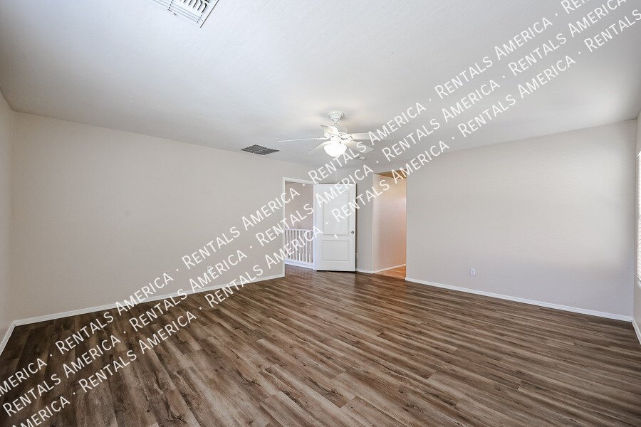 COMING SOON!  3 bedroom home in Avondale property image