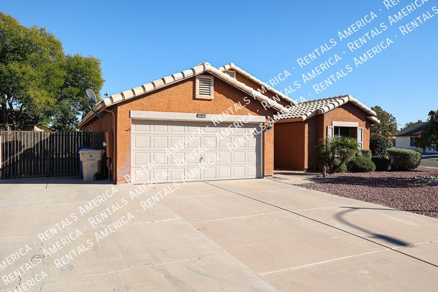Charming Home w/ Sparkling Pool next to Westgate! property image