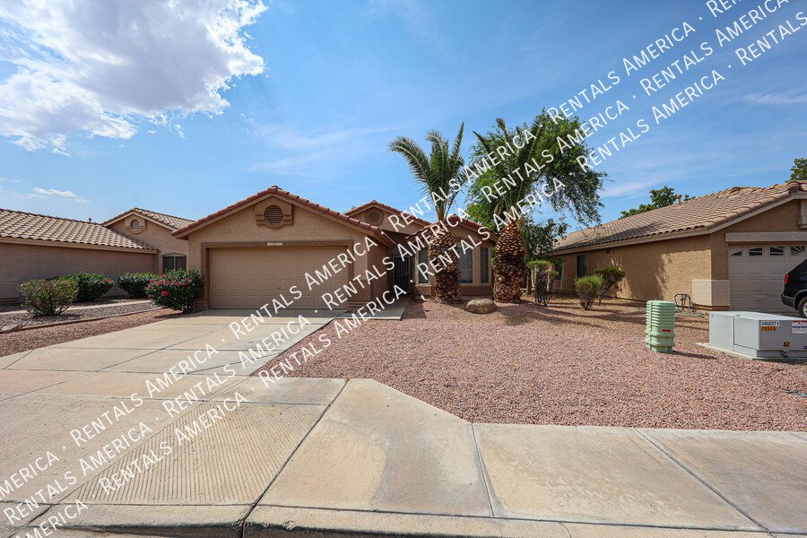 Coming Soon - 2 bed + den/office property image