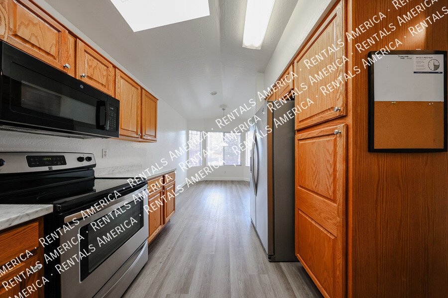 Coming Soon - 2 bed + den/office property image