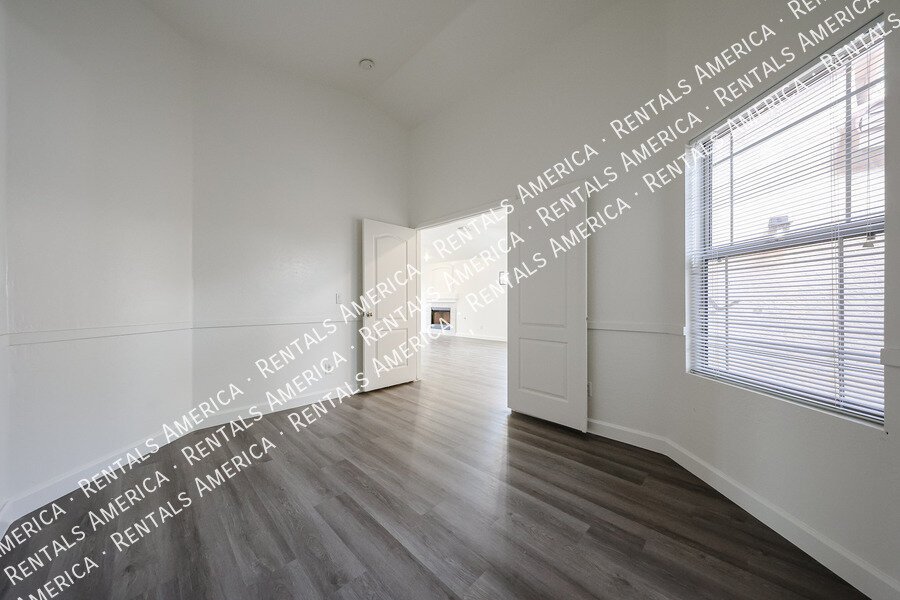 Coming Soon - 2 bed + den/office property image