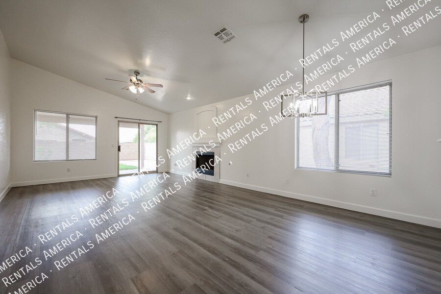 Coming Soon - 2 bed + den/office property image