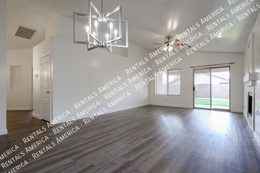 Coming Soon - 2 bed + den/office property image