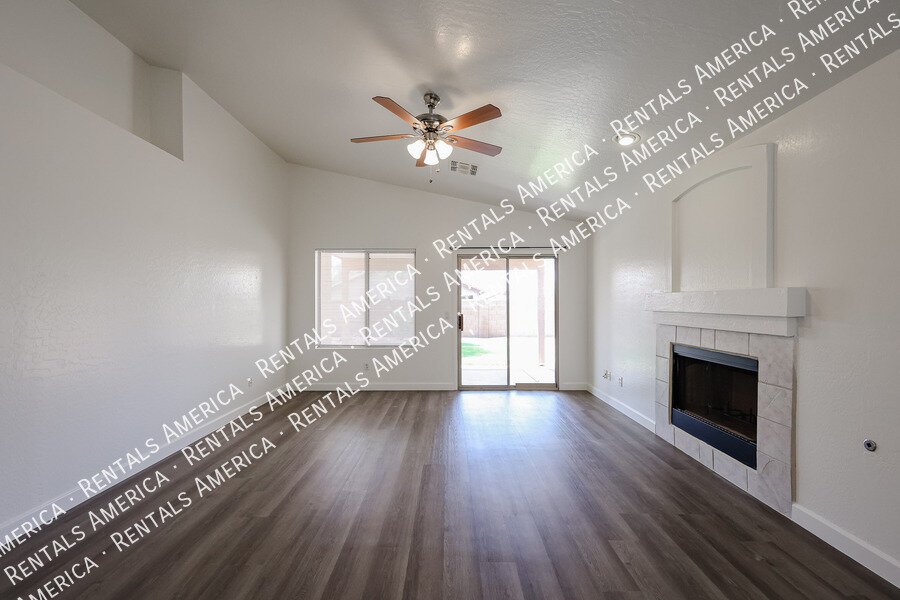 Coming Soon - 2 bed + den/office property image