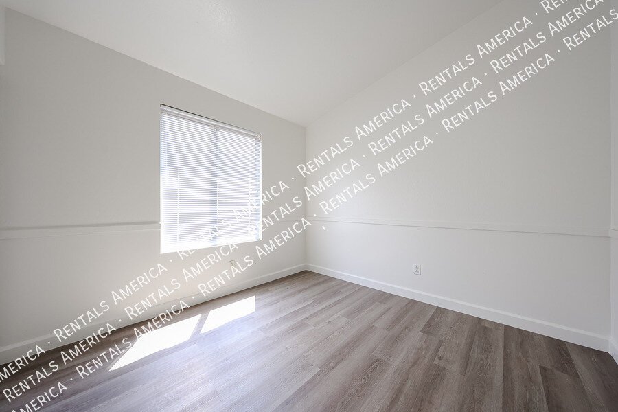 Coming Soon - 2 bed + den/office property image