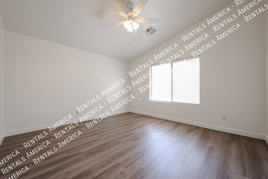 Coming Soon - 2 bed + den/office property image