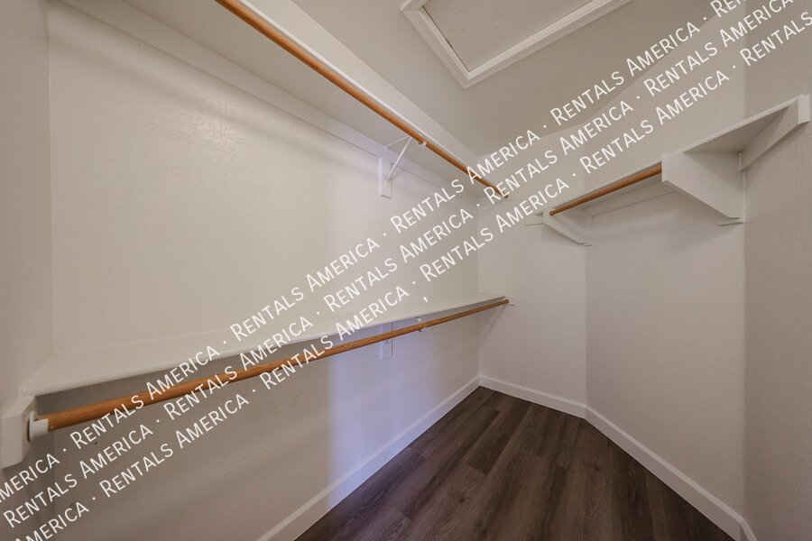 Coming Soon - 2 bed + den/office property image