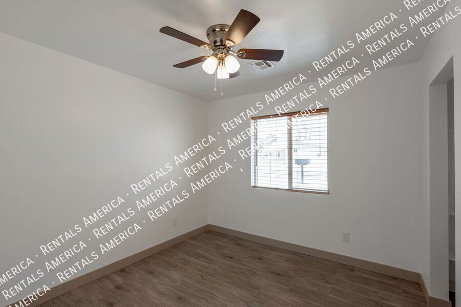 *4 weeks free rent with a signed 12-month lease* property image