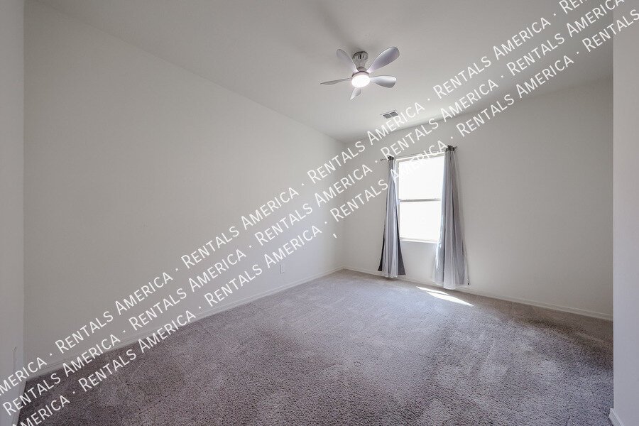 $500 RENT CREDIT  LIMITED TIME MOVE IN SPECIAL! property image