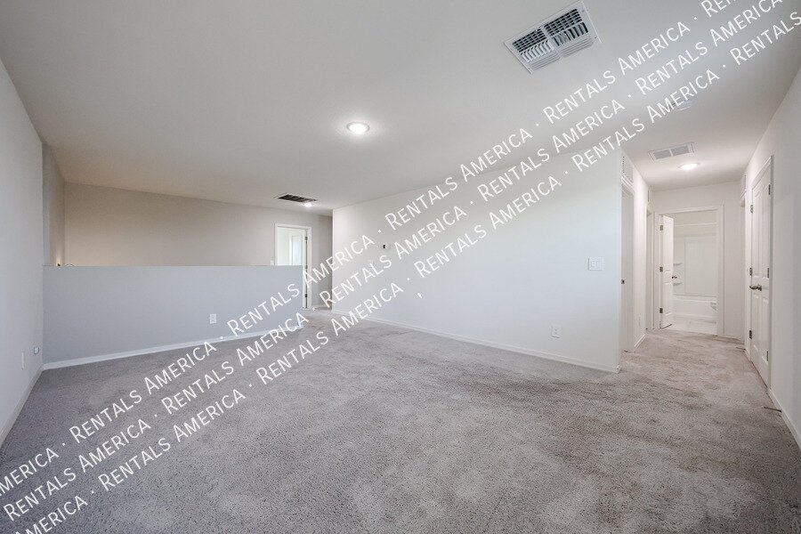 $500 RENT CREDIT  LIMITED TIME MOVE IN SPECIAL! property image