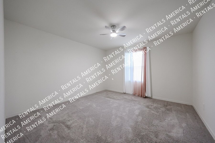 $500 RENT CREDIT  LIMITED TIME MOVE IN SPECIAL! property image