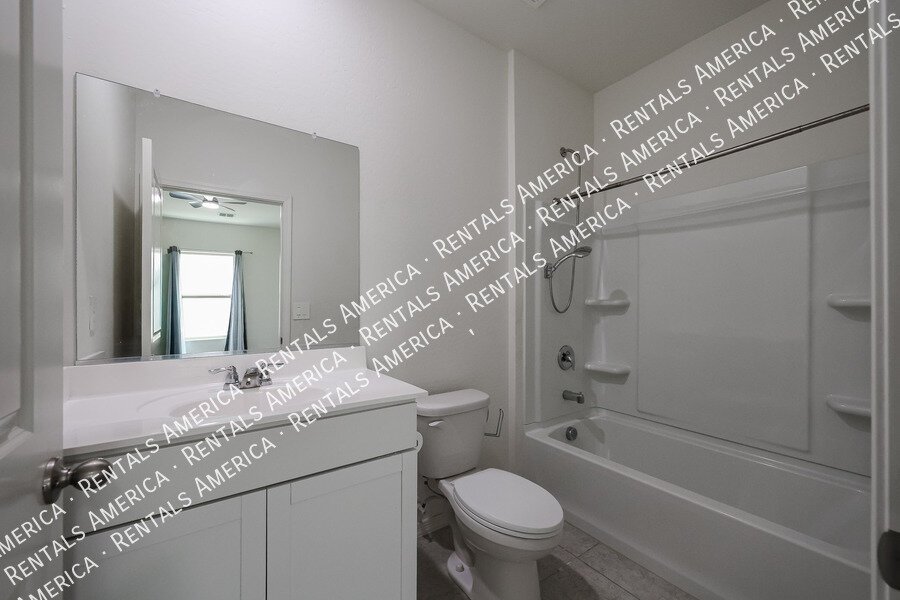 $500 RENT CREDIT  LIMITED TIME MOVE IN SPECIAL! property image