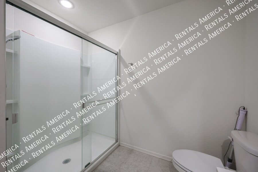 $500 RENT CREDIT  LIMITED TIME MOVE IN SPECIAL! property image
