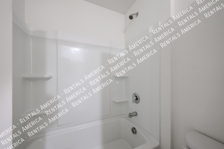 $500 RENT CREDIT  LIMITED TIME MOVE IN SPECIAL! property image
