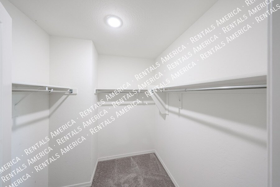 $500 RENT CREDIT  LIMITED TIME MOVE IN SPECIAL! property image