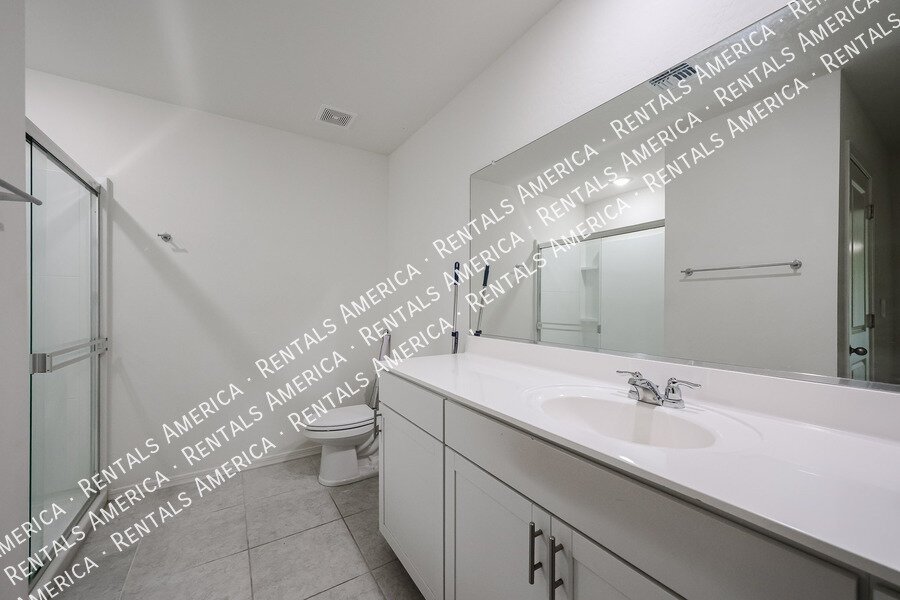 $500 RENT CREDIT  LIMITED TIME MOVE IN SPECIAL! property image