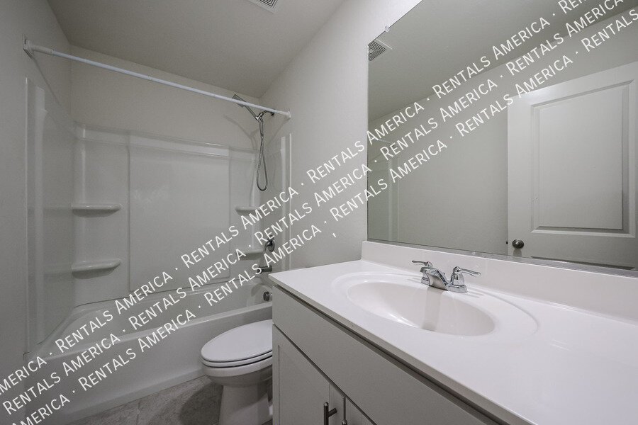 $500 RENT CREDIT  LIMITED TIME MOVE IN SPECIAL! property image