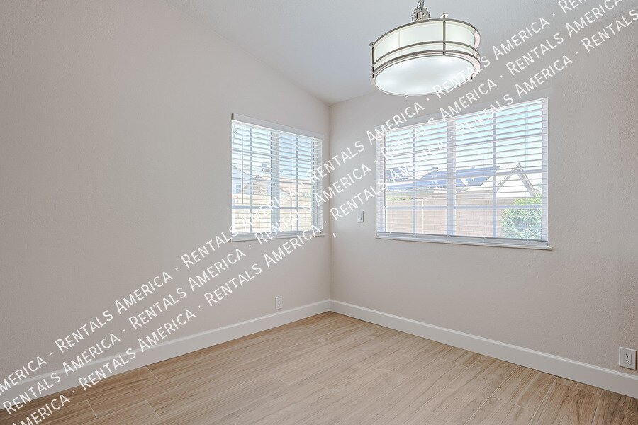 $500 RENT CREDIT  LIMITED TIME MOVE IN SPECIAL! property image
