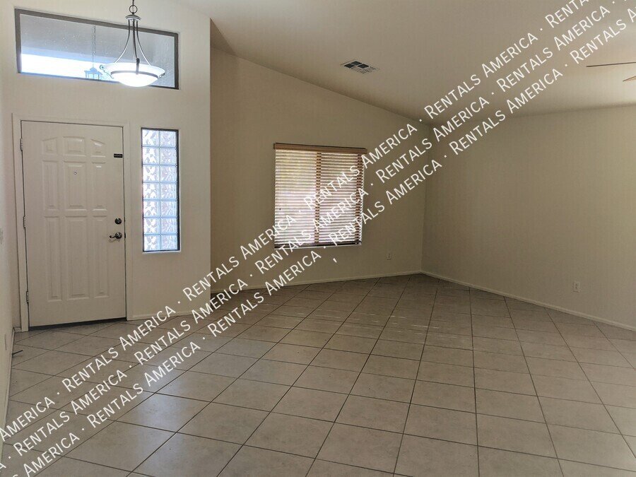Spacious single story home! property image