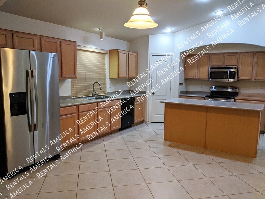 Spacious single story home! property image