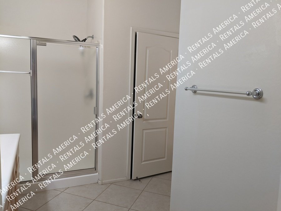 Spacious single story home! property image