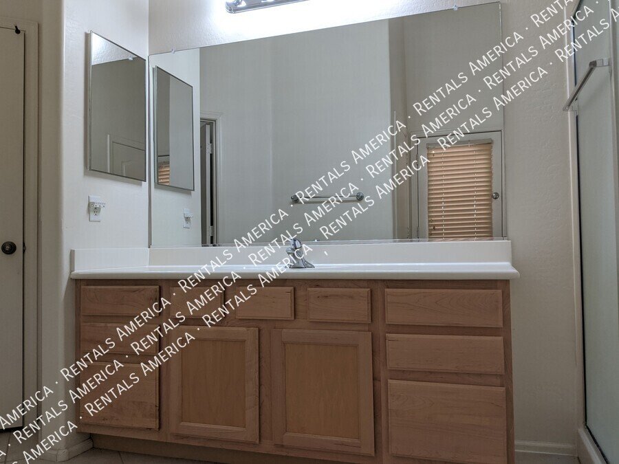 Spacious single story home! property image