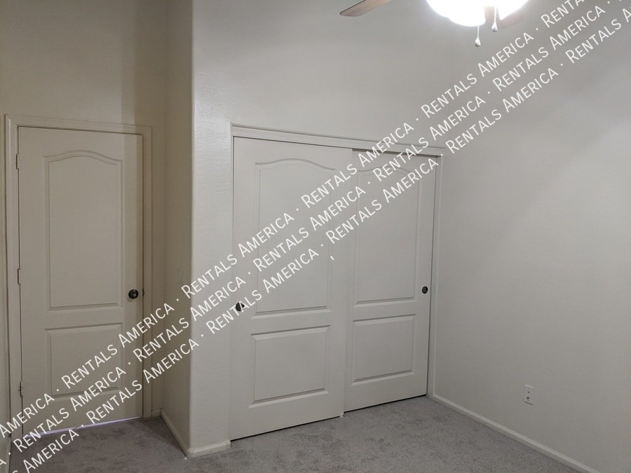 Spacious single story home! property image