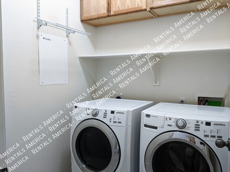 Spacious single story home! property image