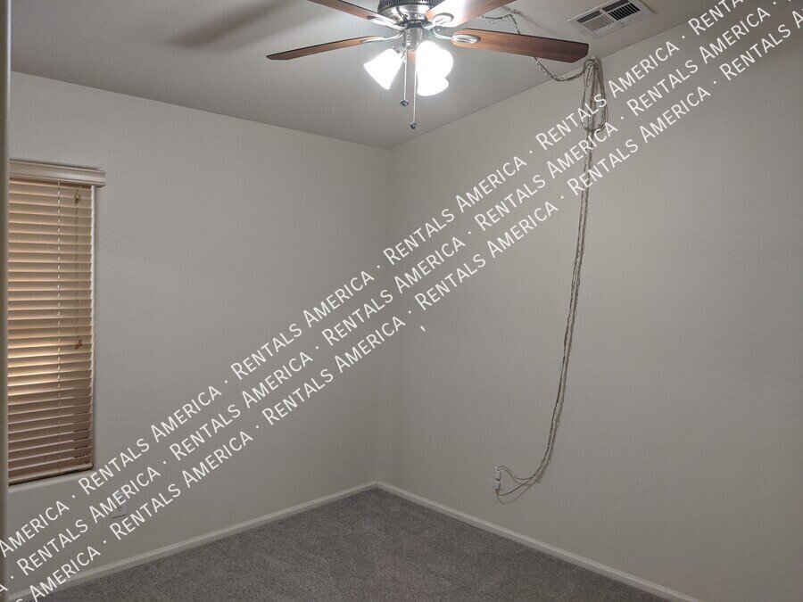 Spacious single story home! property image