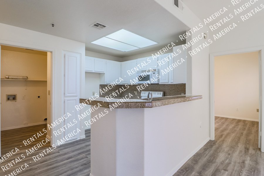 2 Bed 2 Bath Scottsdale Condo property image