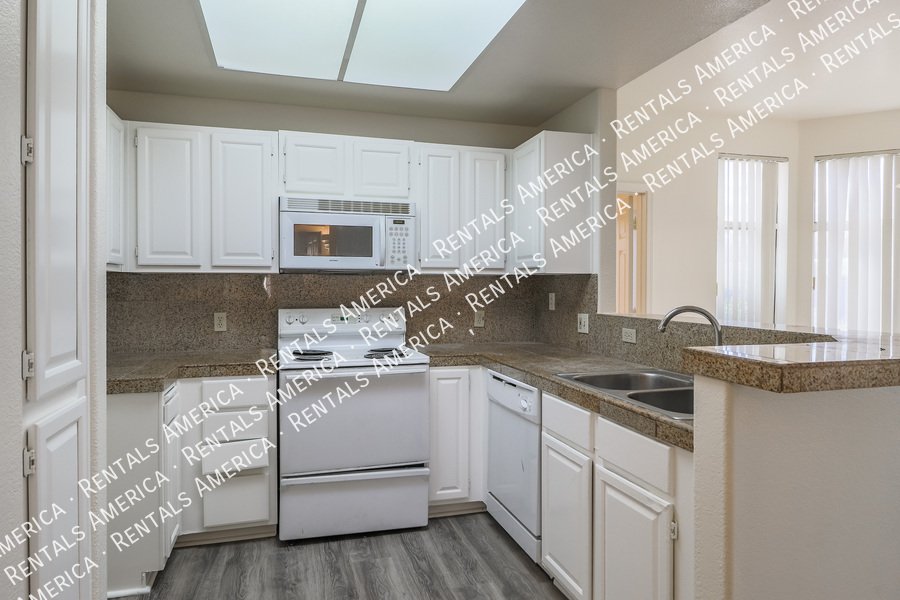 2 Bed 2 Bath Scottsdale Condo property image