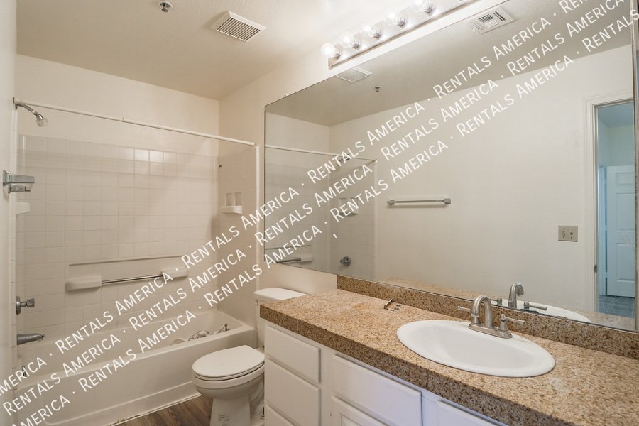 2 Bed 2 Bath Scottsdale Condo property image