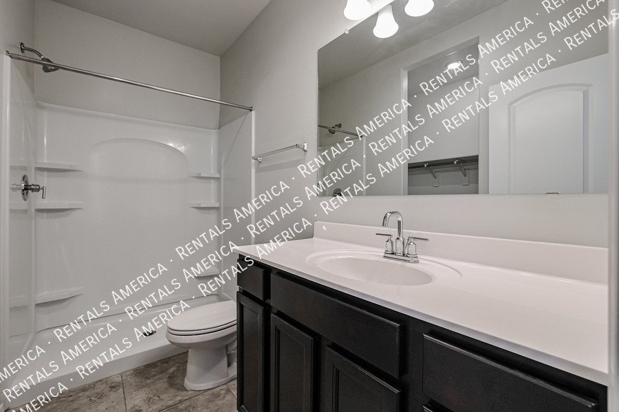 Beautiful Move in Ready Home! property image