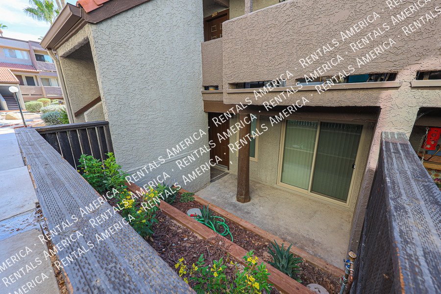 Upgraded 2 bed 2 bath condo in Mesa property image