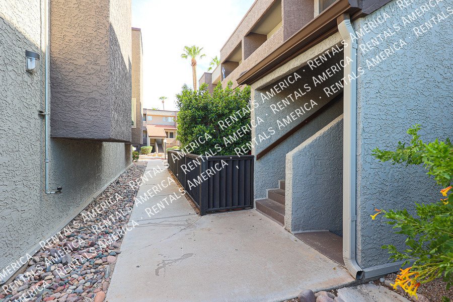 Upgraded 2 bed 2 bath condo in Mesa property image