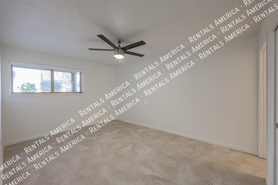 Upgraded 2 bed 2 bath condo in Mesa property image