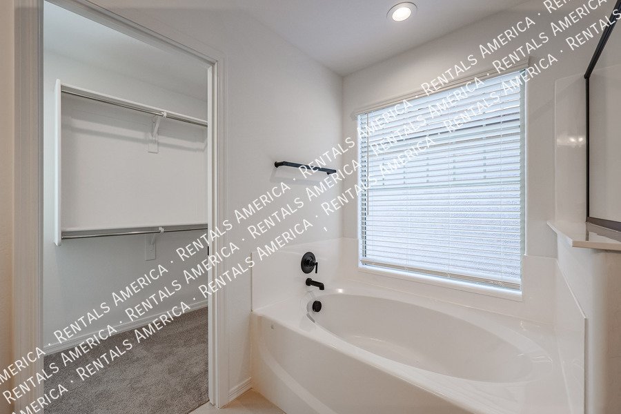 3768 N 99th Dr property image