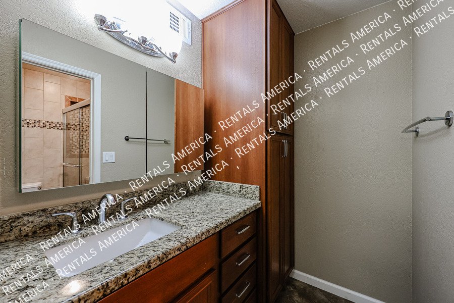 Great Tempe Location!! property image