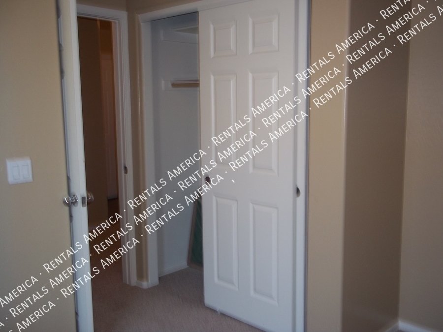 MOVE IN READY HOME IN LAVEEN MEADOWS! property image
