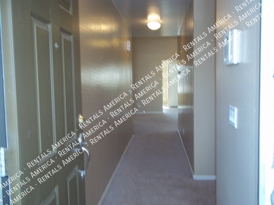 MOVE IN READY HOME IN LAVEEN MEADOWS! property image