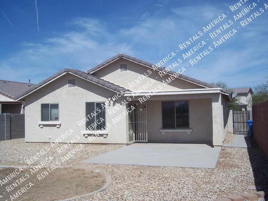 MOVE IN READY HOME IN LAVEEN MEADOWS! property image