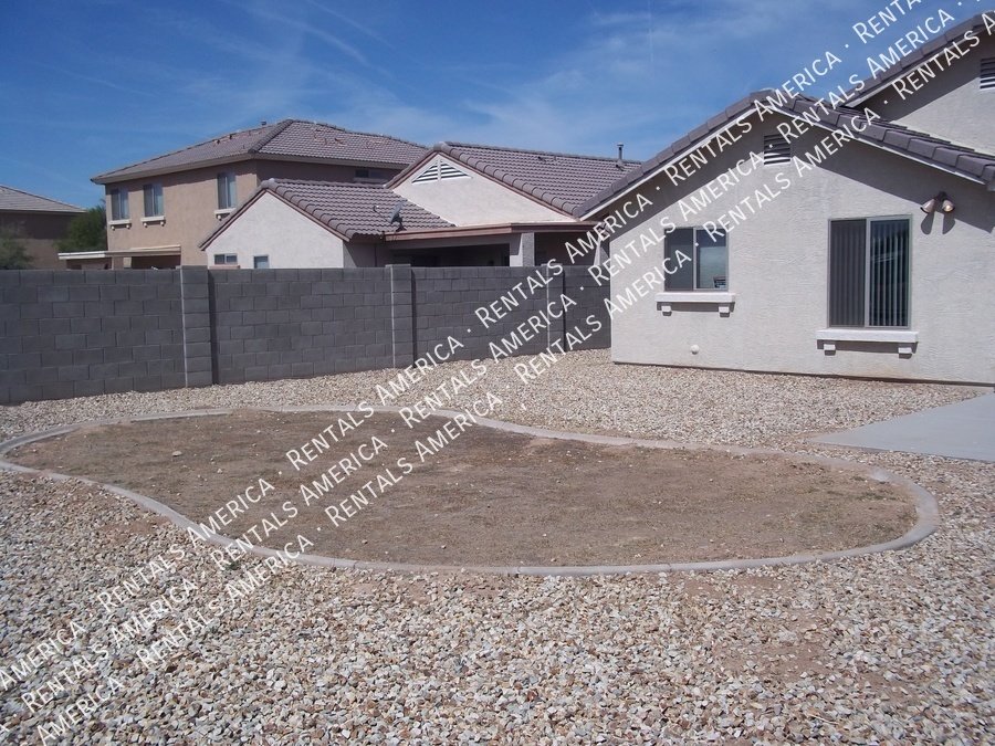 MOVE IN READY HOME IN LAVEEN MEADOWS! property image