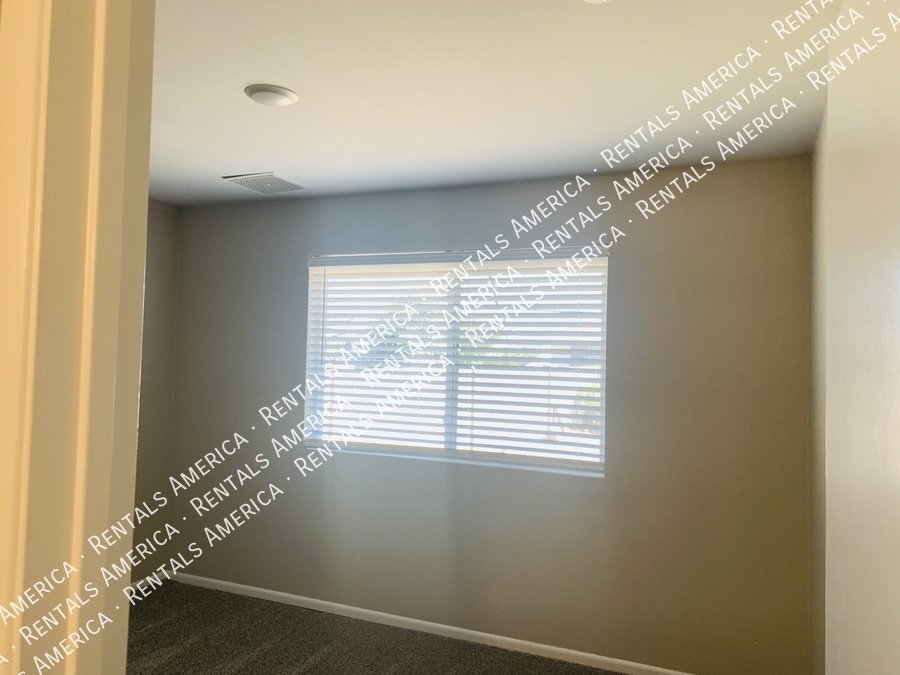 Sun City 55+ Community  2 bed 1 Bath- Open floor plan -Remodeled property image