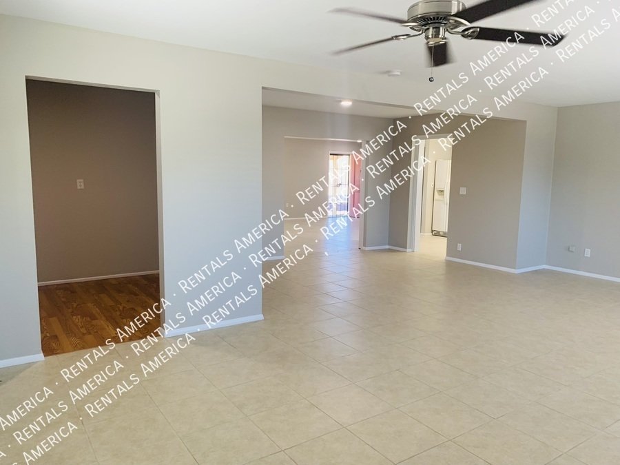 Sun City 55+ Community  2 bed 1 Bath- Open floor plan -Remodeled property image