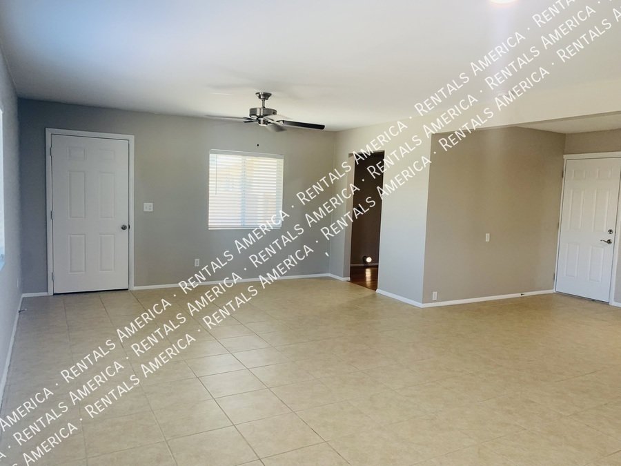 Sun City 55+ Community  2 bed 1 Bath- Open floor plan -Remodeled property image