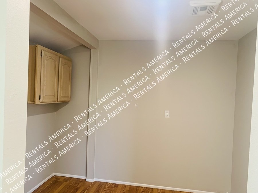 Sun City 55+ Community  2 bed 1 Bath- Open floor plan -Remodeled property image
