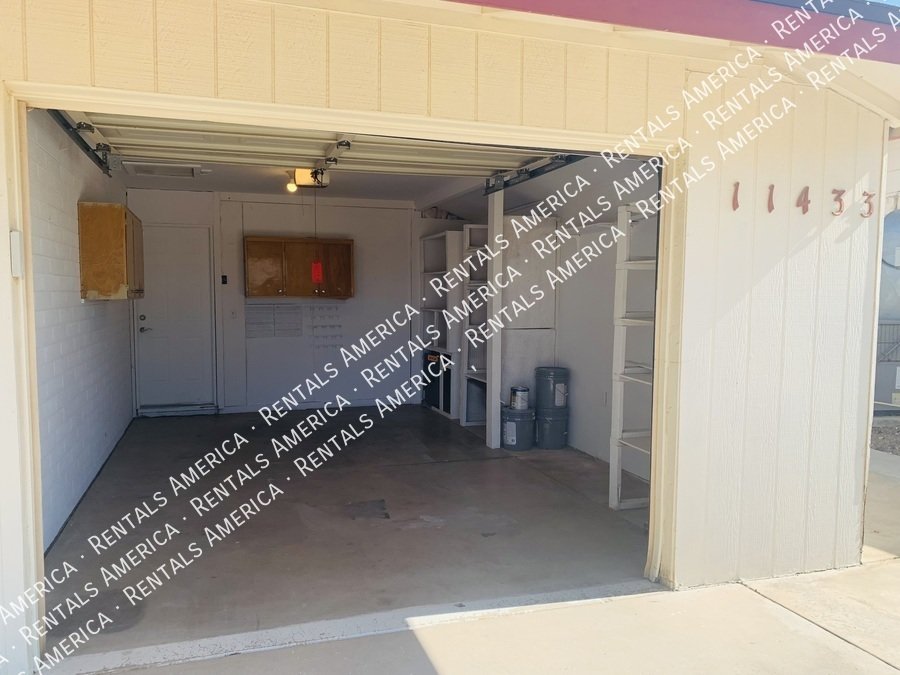 Sun City 55+ Community  2 bed 1 Bath- Open floor plan -Remodeled property image