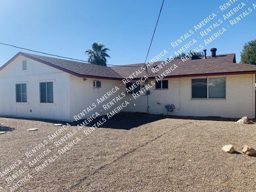 Sun City 55+ Community  2 bed 1 Bath- Open floor plan -Remodeled property image