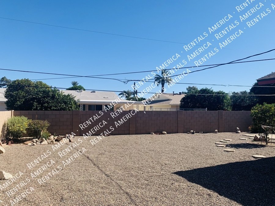 Sun City 55+ Community  2 bed 1 Bath- Open floor plan -Remodeled property image