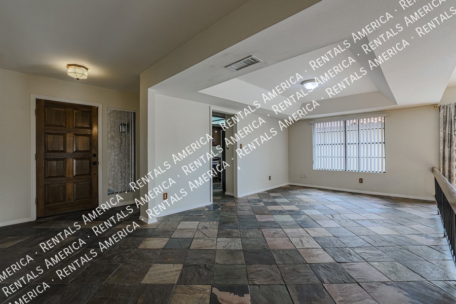 Beautiful 2 bed/ 2 bath w/ a Pool & tons of great Amenities!! property image